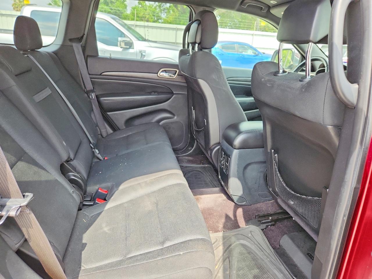 2017 Jeep Grand Cherokee Laredo - zdjęcie 11