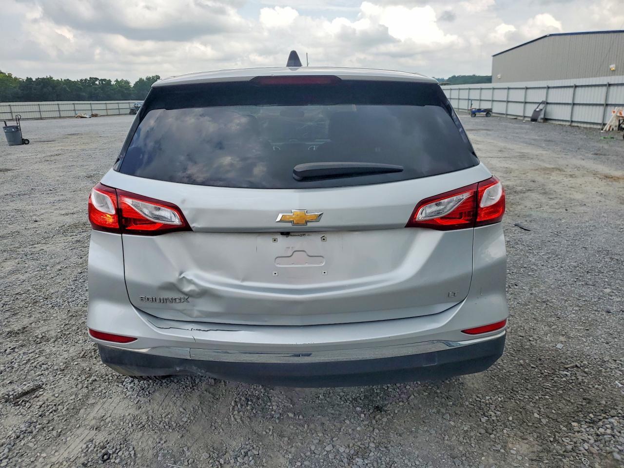 2021 Chevrolet Equinox Lt - zdjęcie 6