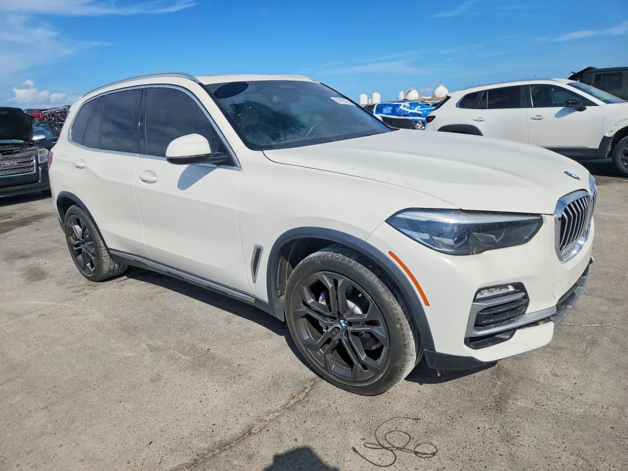 2019 BMW X5 xDrive40I - zdjęcie 4