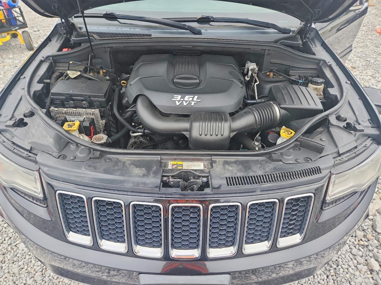 2014 Jeep Grand Cherokee Overland - zdjęcie 12