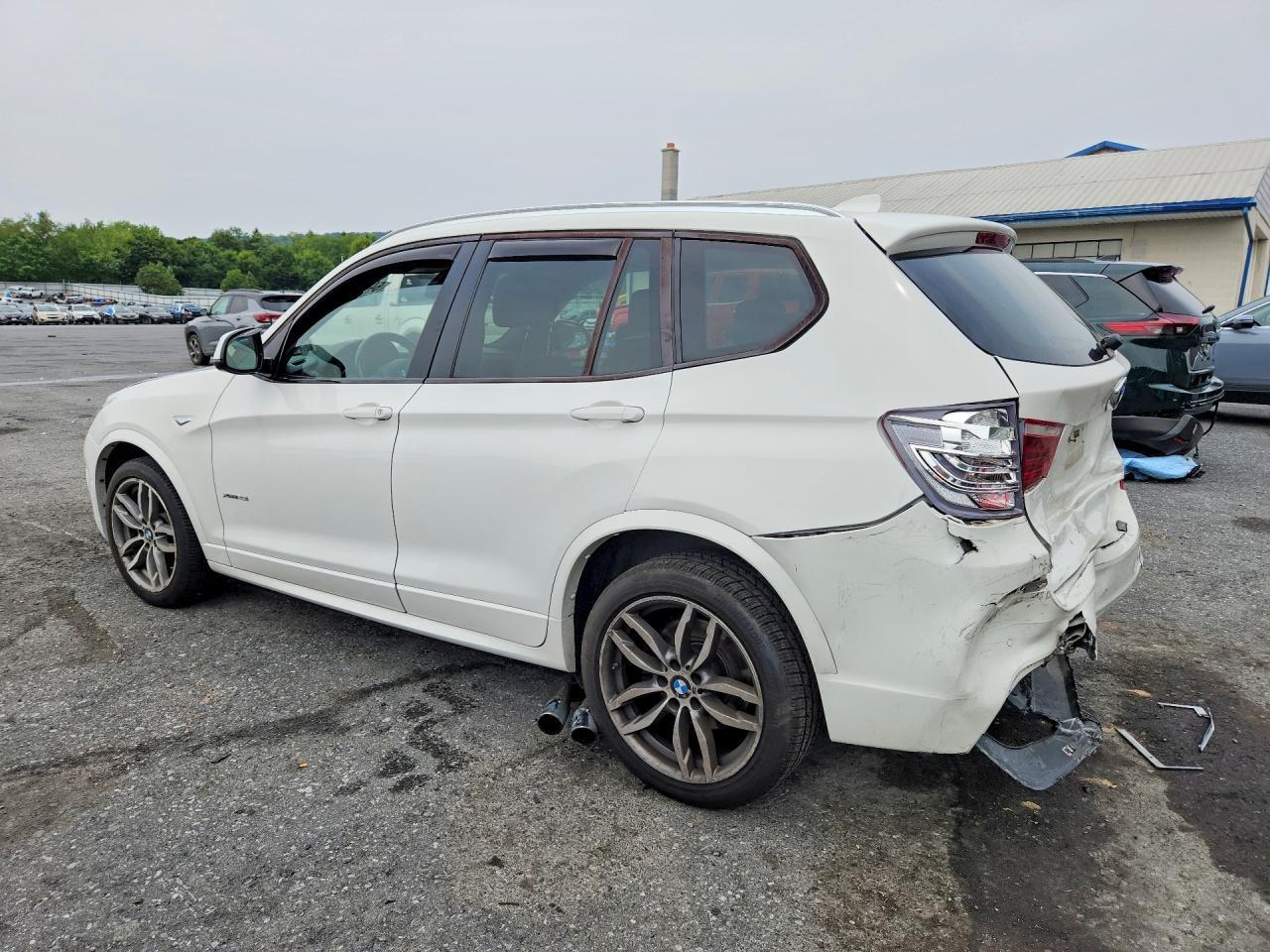2016 BMW X3 xDrive28I - zdjęcie 2