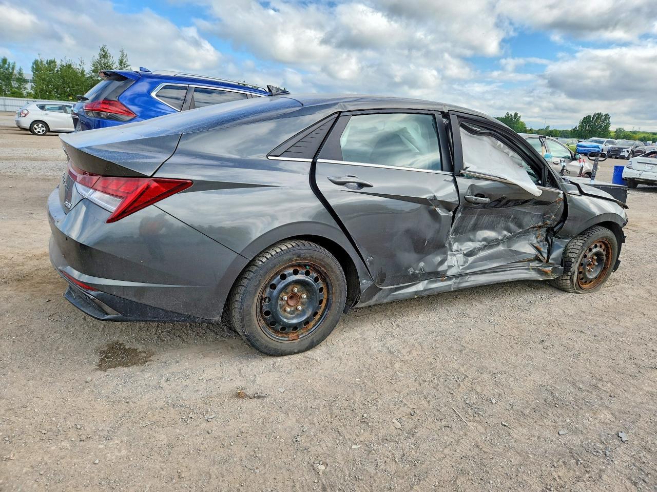 2023 Hyundai Elantra Limited - zdjęcie 3