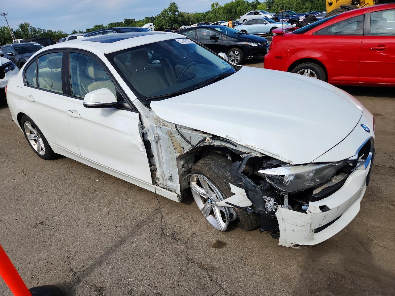 2013 BMW Seria 3 328i - zdjęcie 4