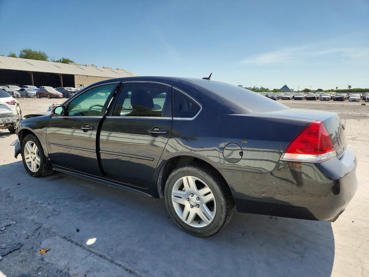 2014 Chevrolet Impala Limited Lt - zdjęcie 2