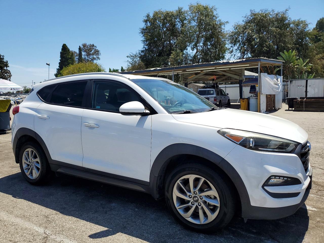 2016 Hyundai Tucson Se - zdjęcie 4