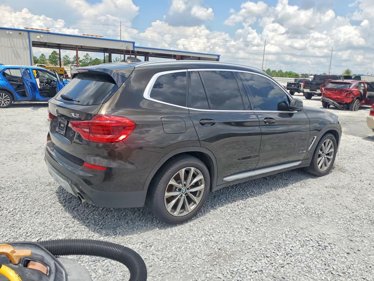 2018 BMW X3 xDrive30I - zdjęcie 3