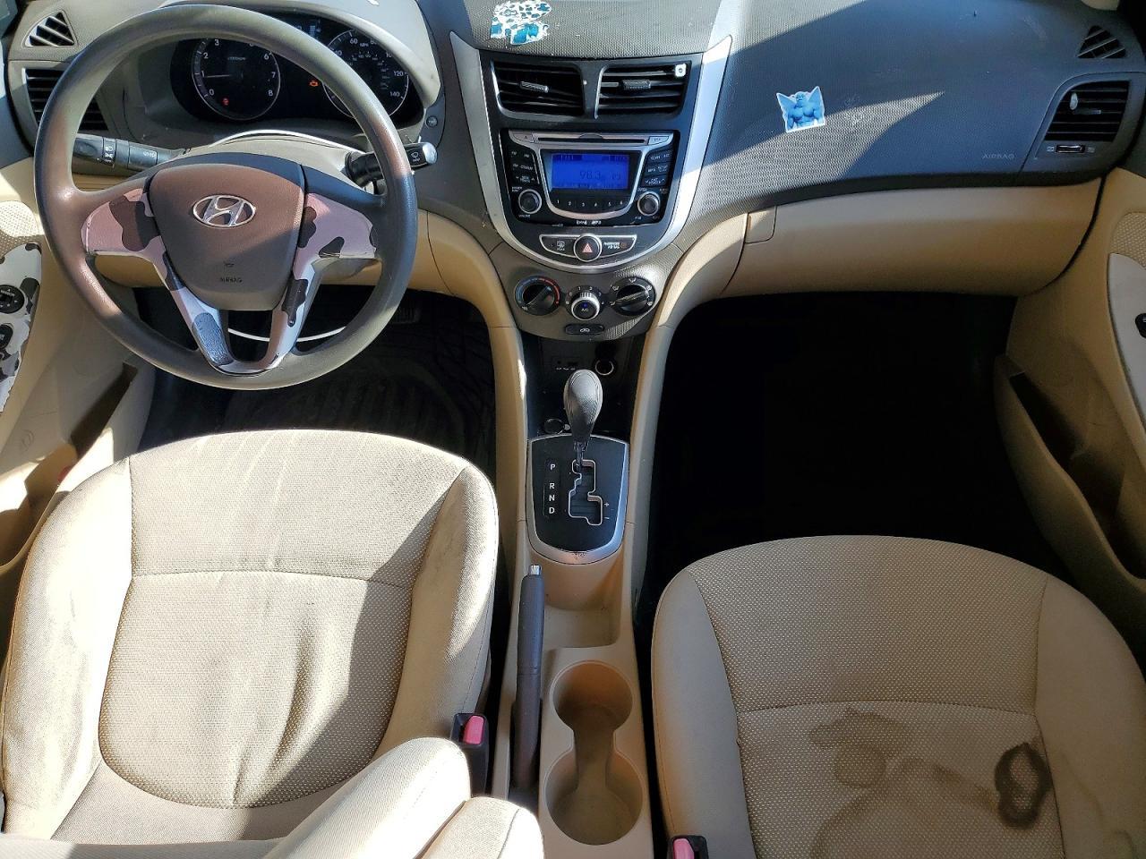 2013 Hyundai Accent Gls - zdjęcie 8