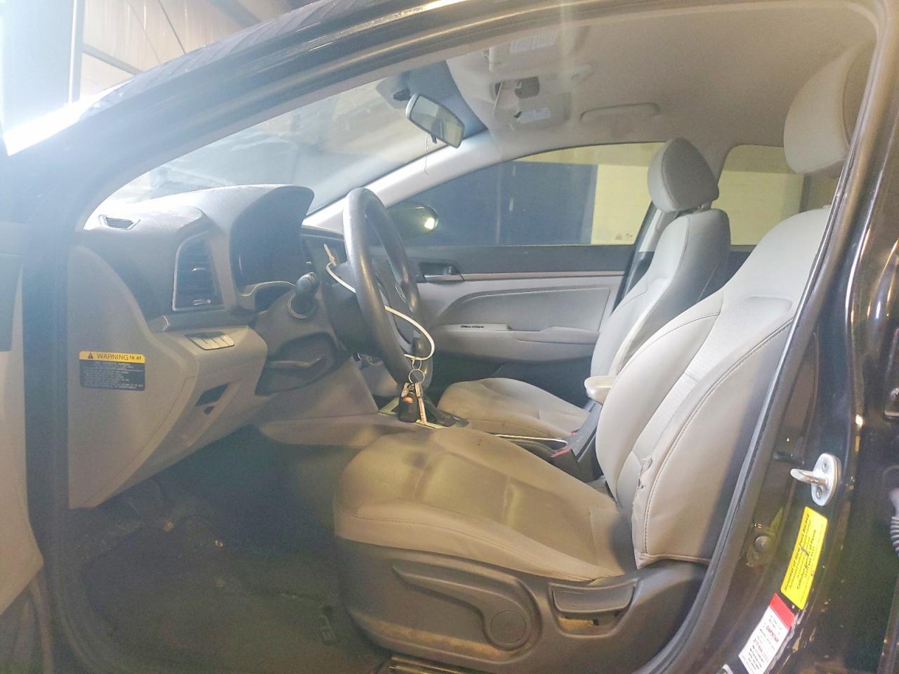 2017 Hyundai Elantra Se - zdjęcie 7