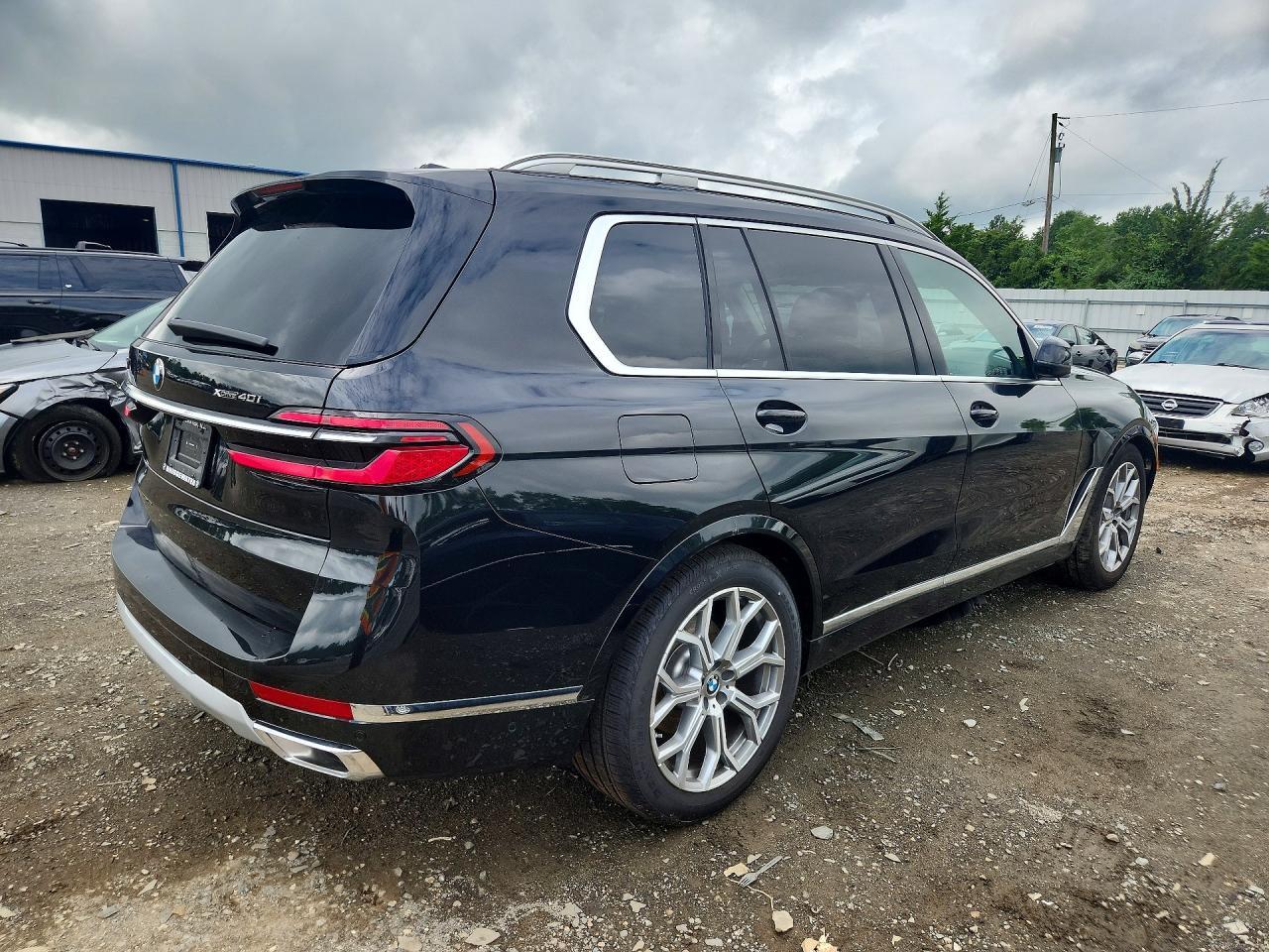 2026 BMW X7 xDrive40I - zdjęcie 3