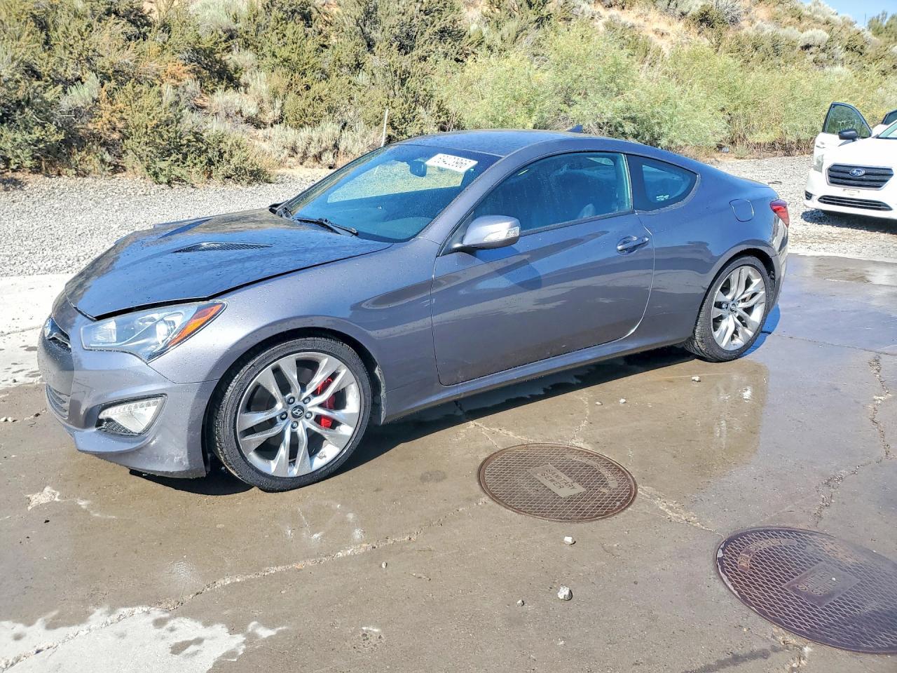 2015 Hyundai Genesis Coupe 3.8 R-Spec - zdjęcie główne