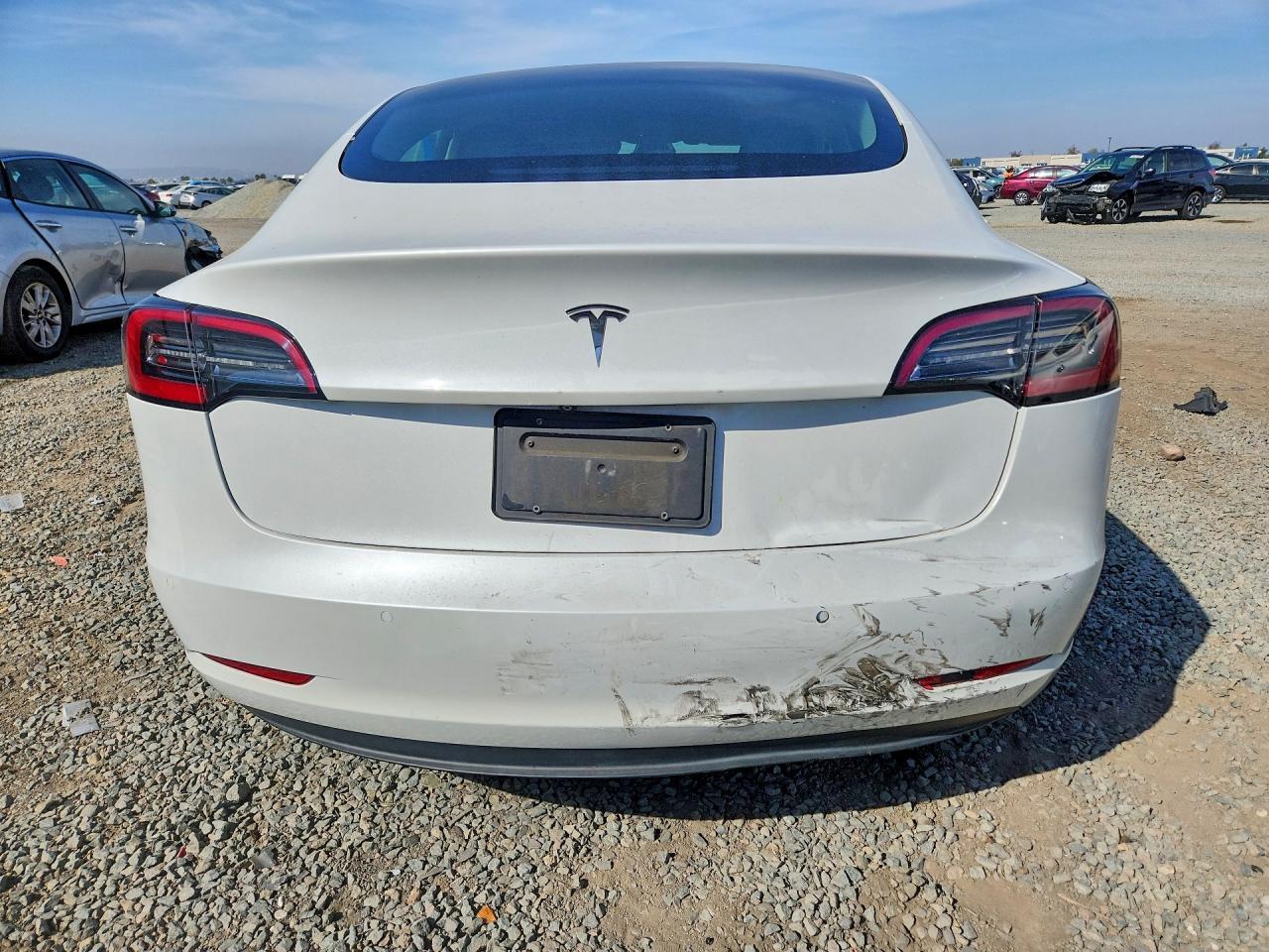 2021 Tesla Model 3 - zdjęcie 6