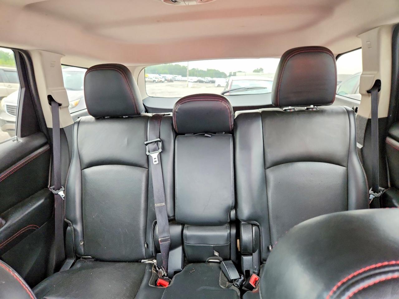 2015 Dodge Journey R/T - zdjęcie 10