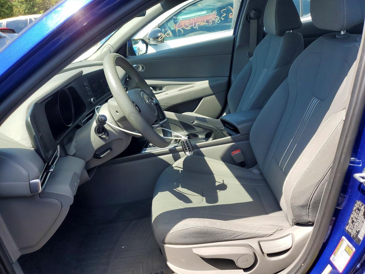 2023 Hyundai Elantra Sel - zdjęcie 7