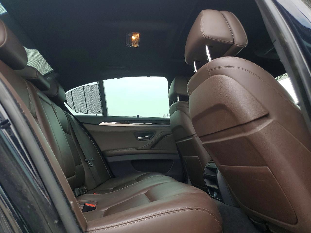 2016 BMW 535 D xDrive - zdjęcie 10