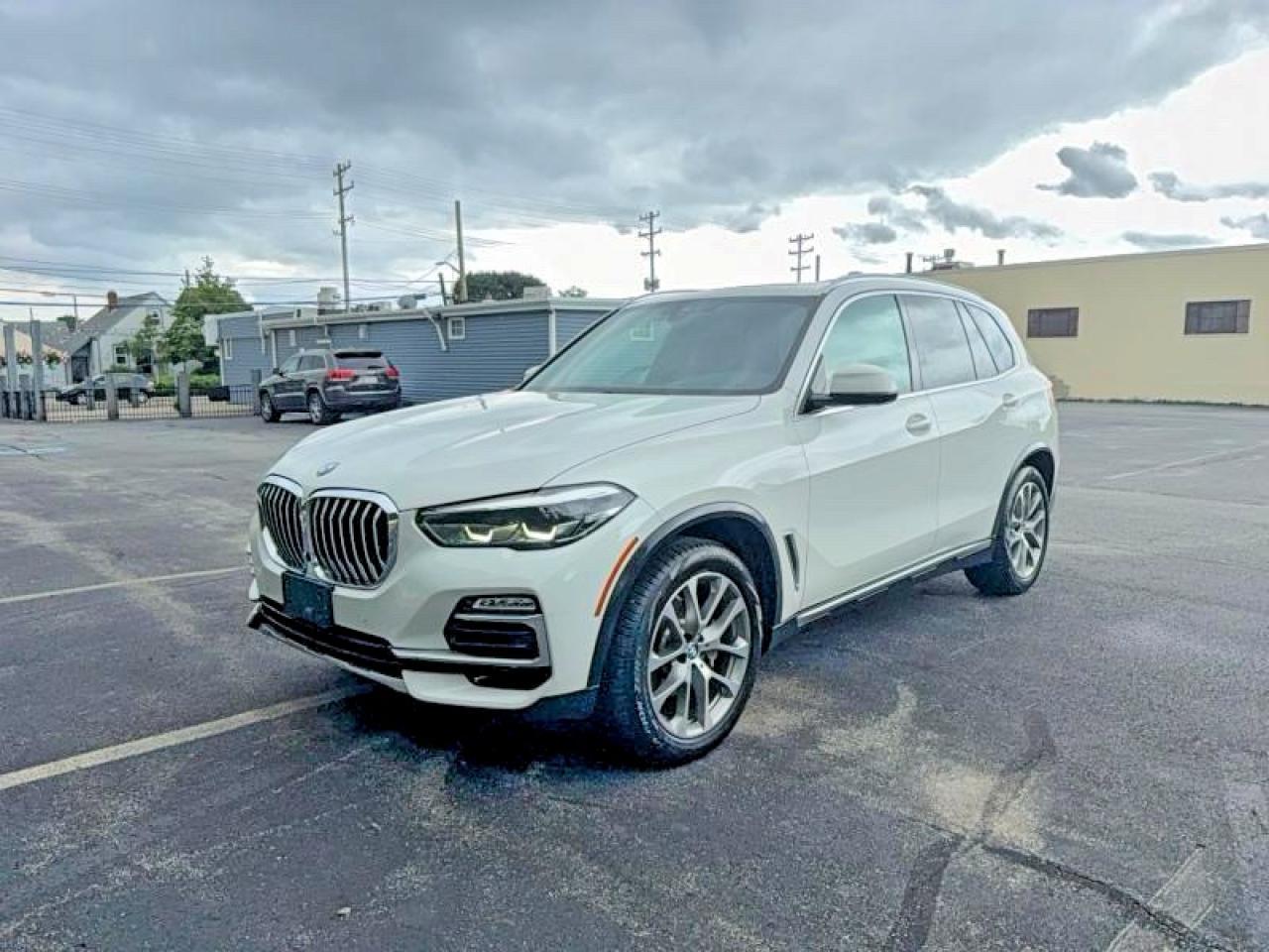 2019 BMW X5 xDrive40I - zdjęcie 2