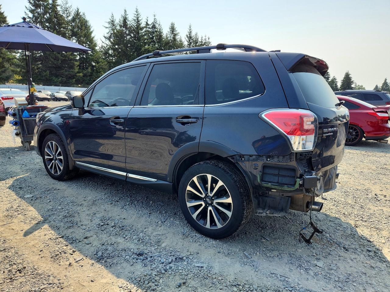 2017 Subaru Forester 2.0Xt Touring - zdjęcie 2