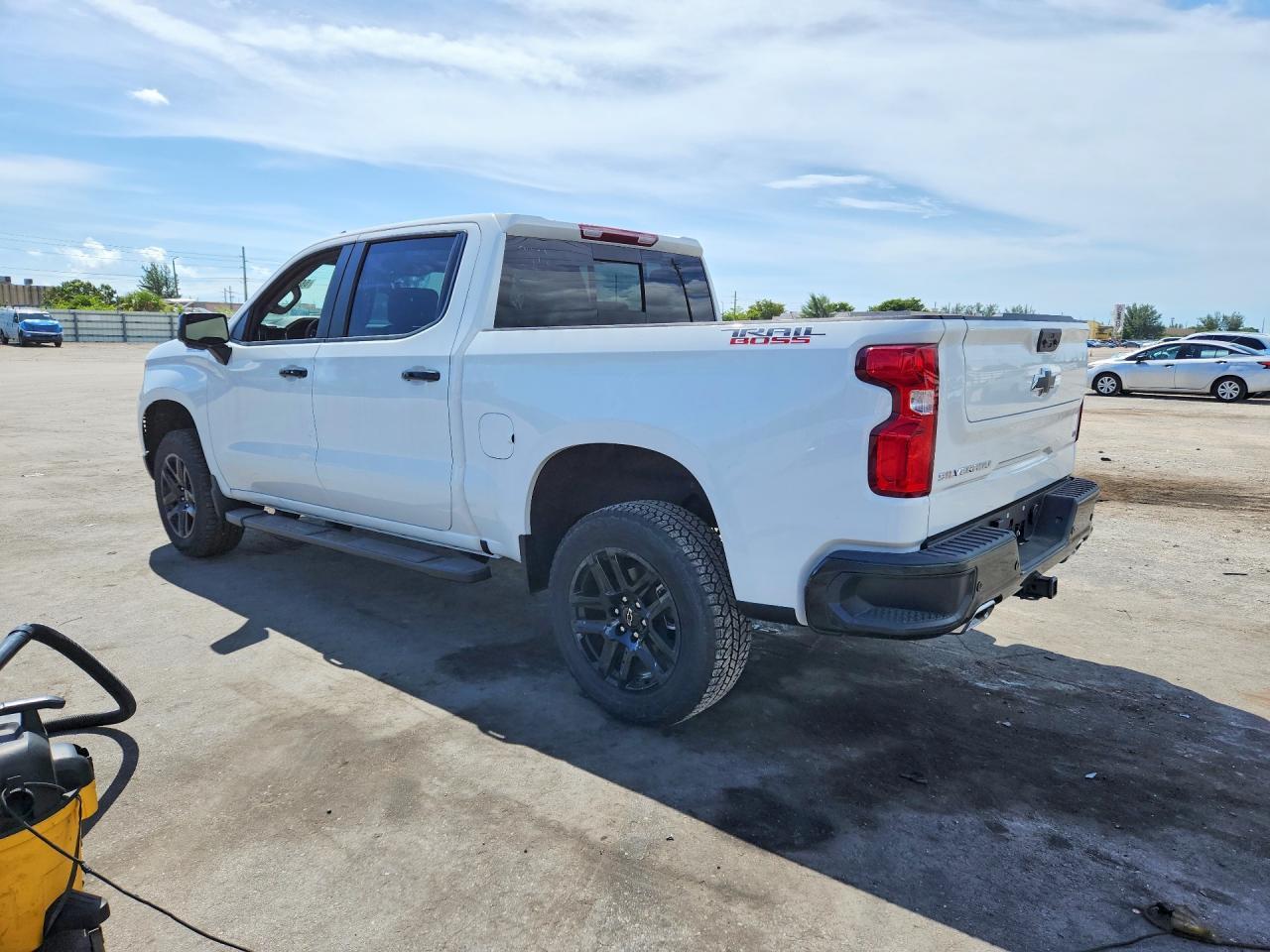 2026 Chevrolet Silverado K1500 Lt Trail Boss - zdjęcie 2
