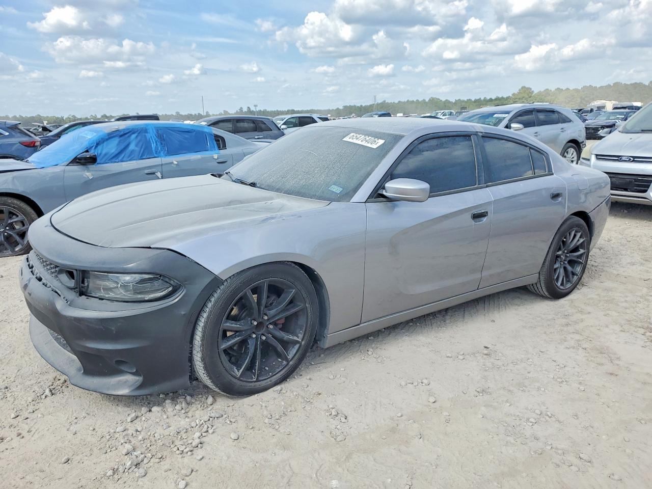 2016 Dodge Charger Sxt - zdjęcie główne