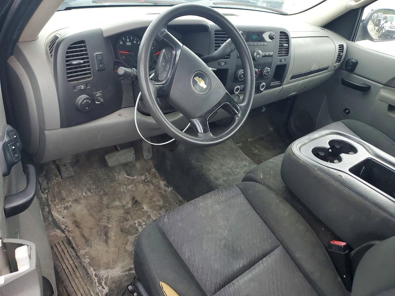 2013 Chevrolet Silverado C1500 - zdjęcie 8