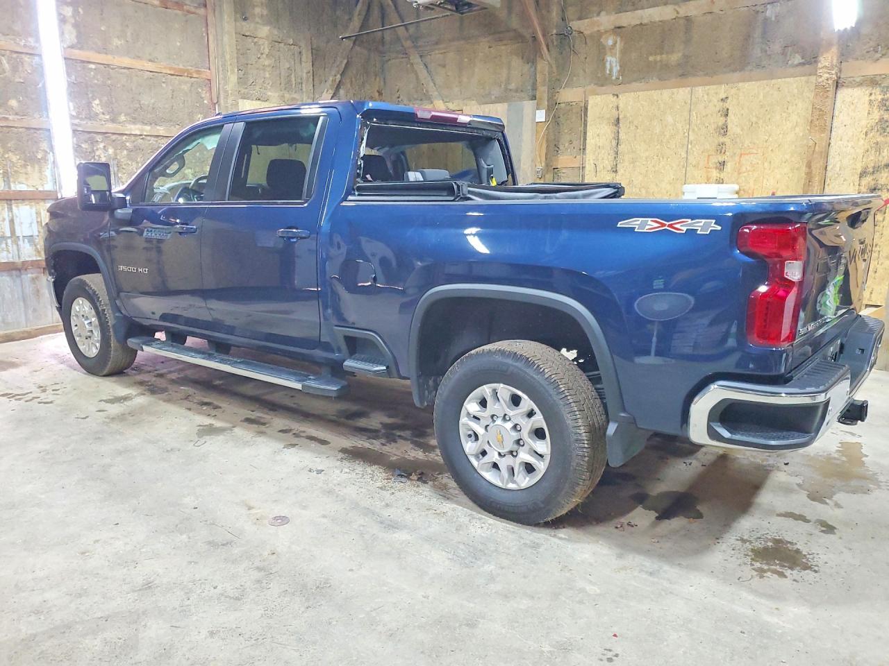 2022 Chevrolet Silverado K3500 Lt - zdjęcie 2