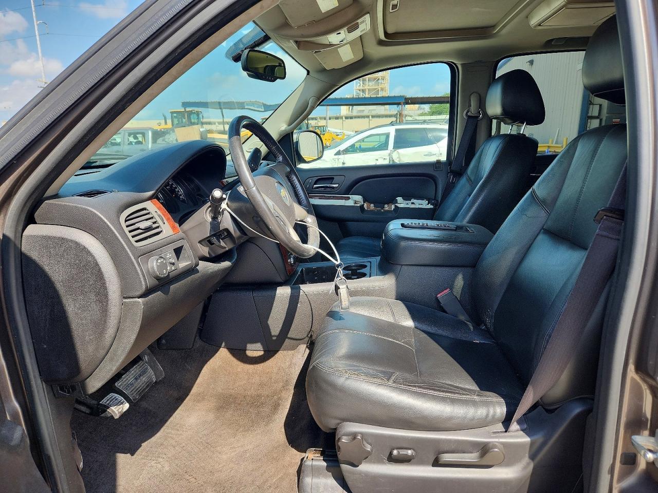 2013 Chevrolet Tahoe C1500 Lt - zdjęcie 7