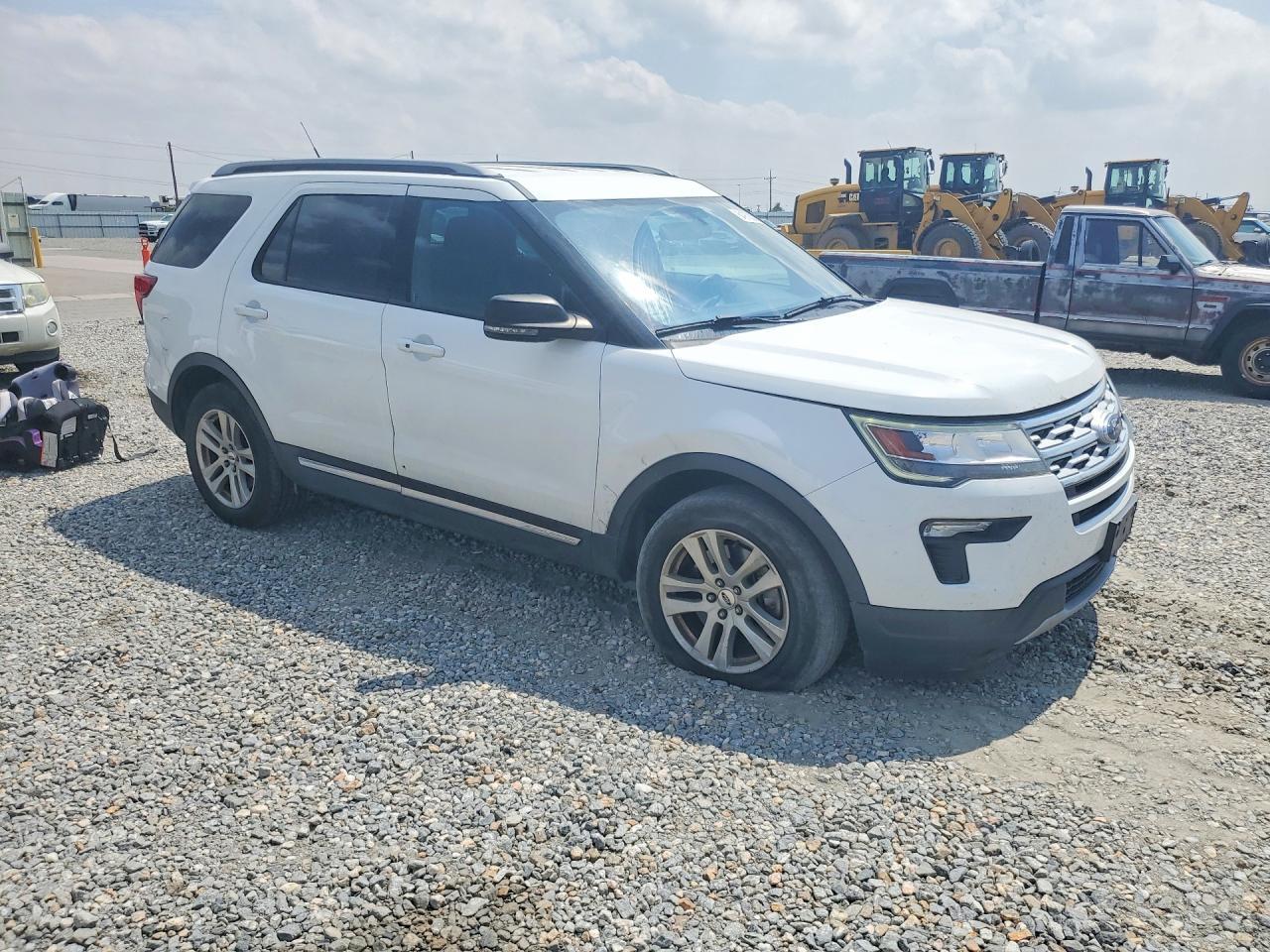 2019 Ford Explorer Xlt - zdjęcie 4