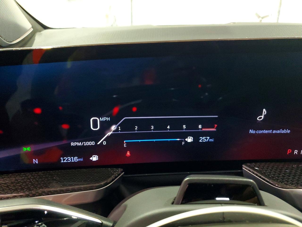 2025 Cadi Escalade V - zdjęcie 9