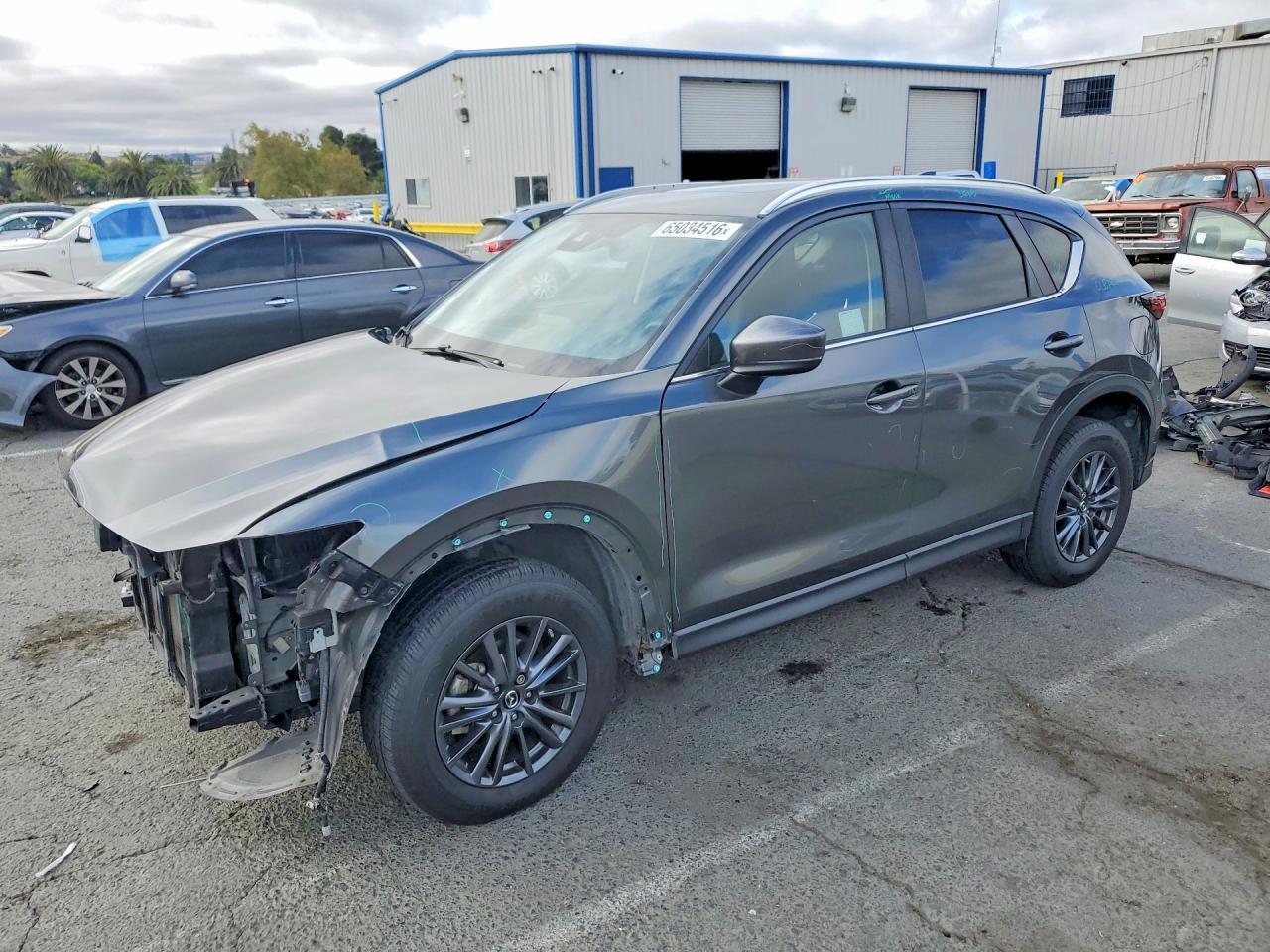 2020 Mazda Cx-5 Touring - zdjęcie główne