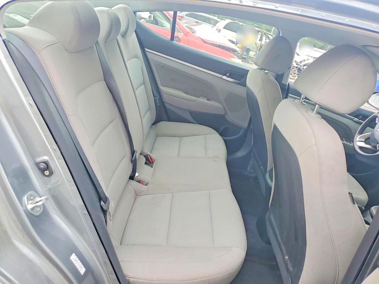 2019 Hyundai Elantra Sel - zdjęcie 10