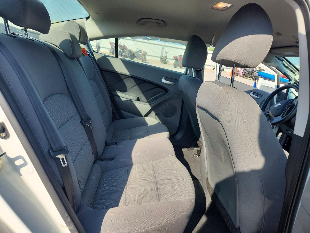 2017 Kia Forte Lx - zdjęcie 10