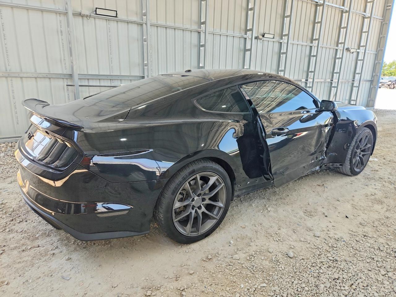 2016 Ford Mustang Gt - zdjęcie 3