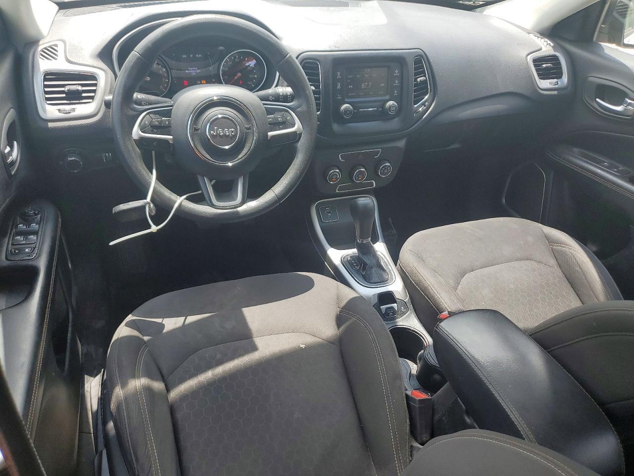 2018 Jeep Compass Sport - zdjęcie 8