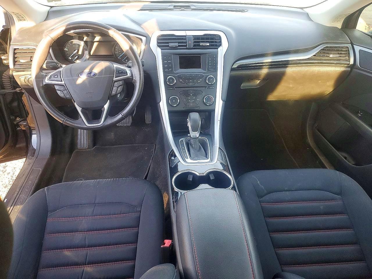 2016 Ford Fusion Se - zdjęcie 8