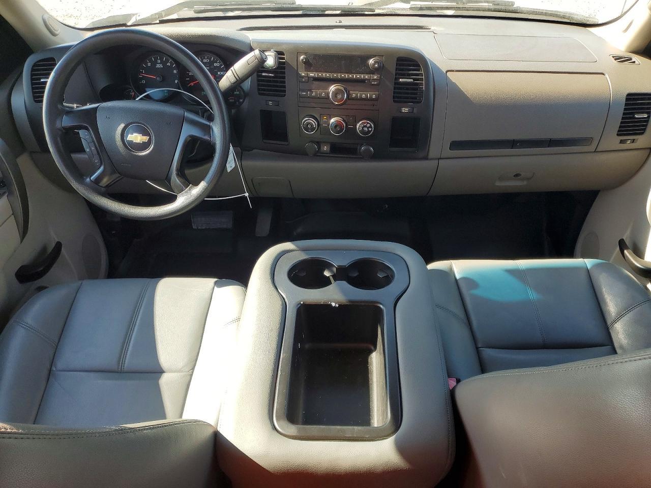 2013 Chevrolet Silverado C1500 - zdjęcie 8
