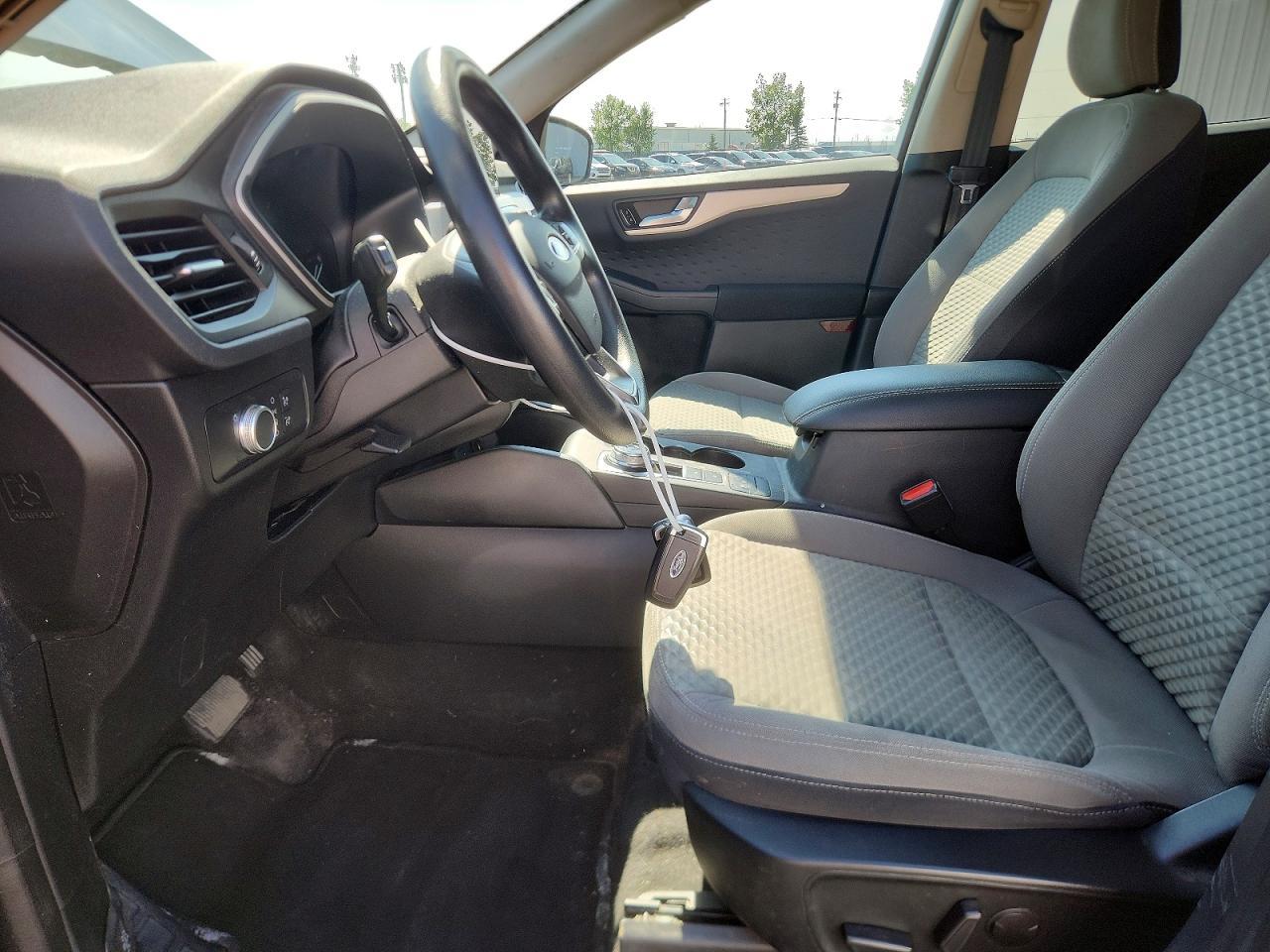 2020 Ford Escape - zdjęcie 7