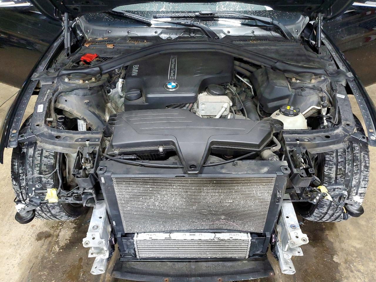 2016 BMW Seria 3 328i - zdjęcie 11