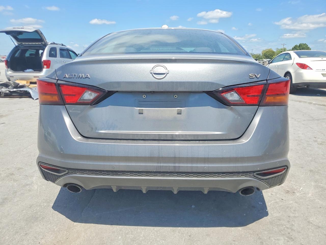 2023 Nissan Altima Sv - zdjęcie 6