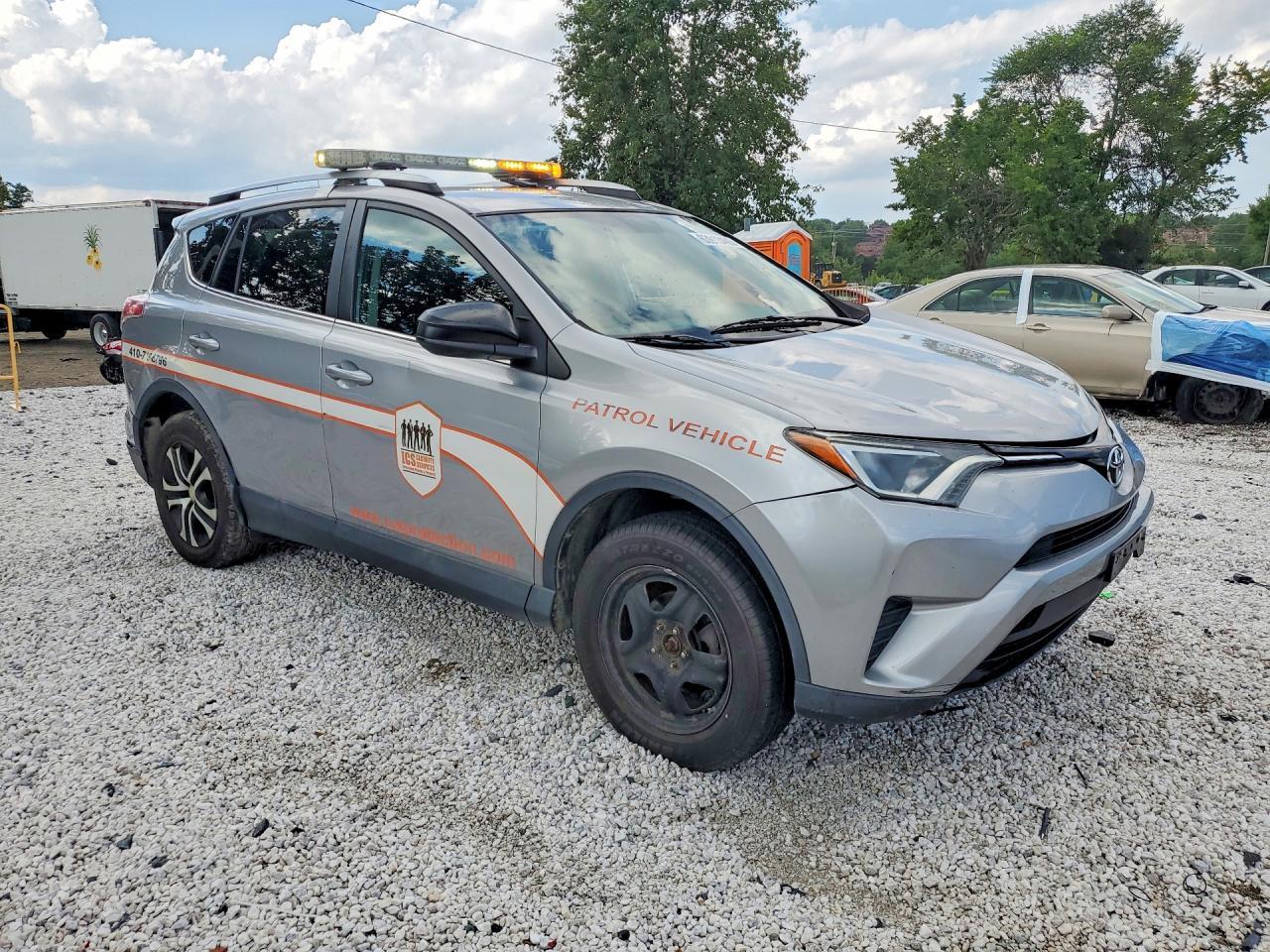 2016 Toyota Rav4 Le - zdjęcie 4