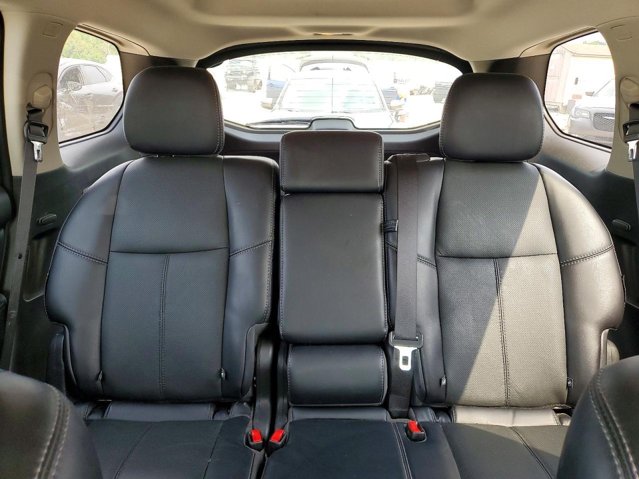 2018 Nissan Pathfinder S - zdjęcie 10