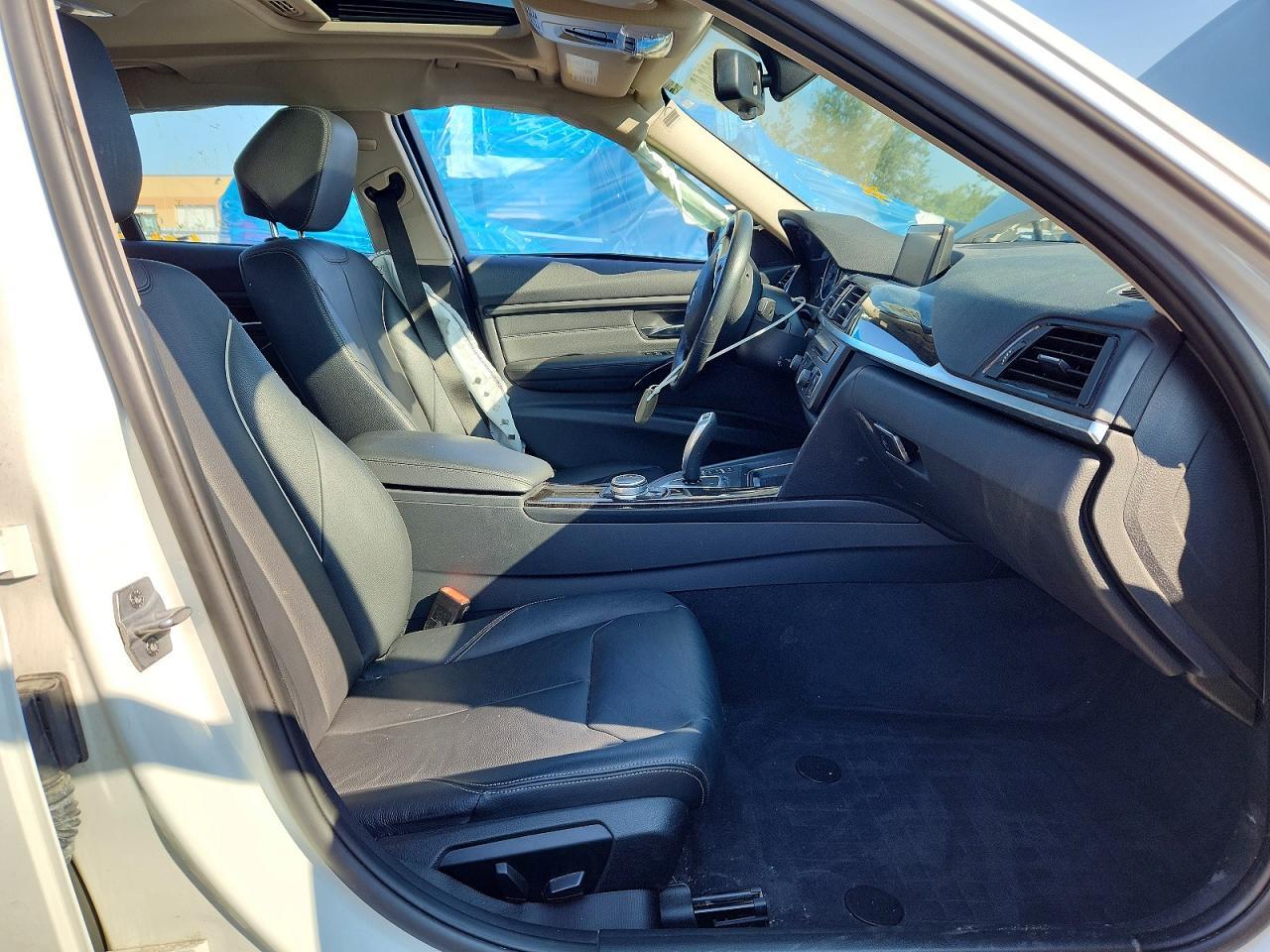 2014 BMW 328 Xi - zdjęcie 7