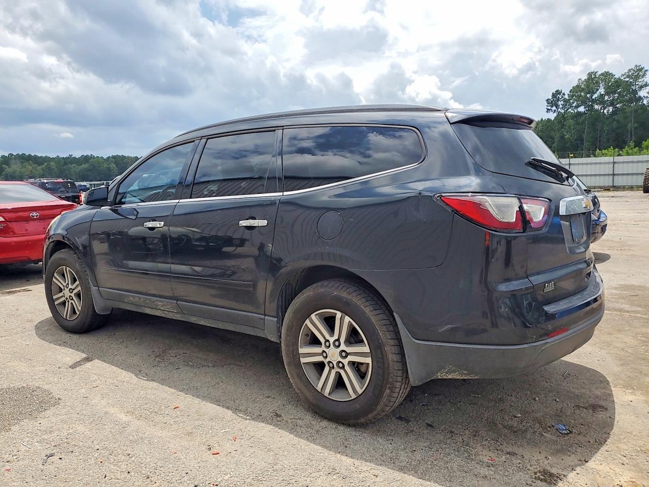 2015 Chevrolet Traverse Lt - zdjęcie 2