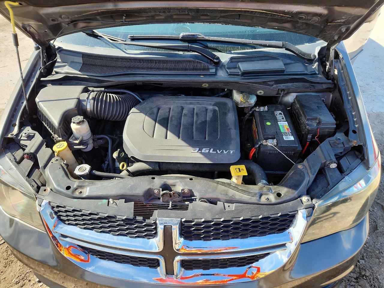 2016 Dodge Grand Caravan Sxt - zdjęcie 12