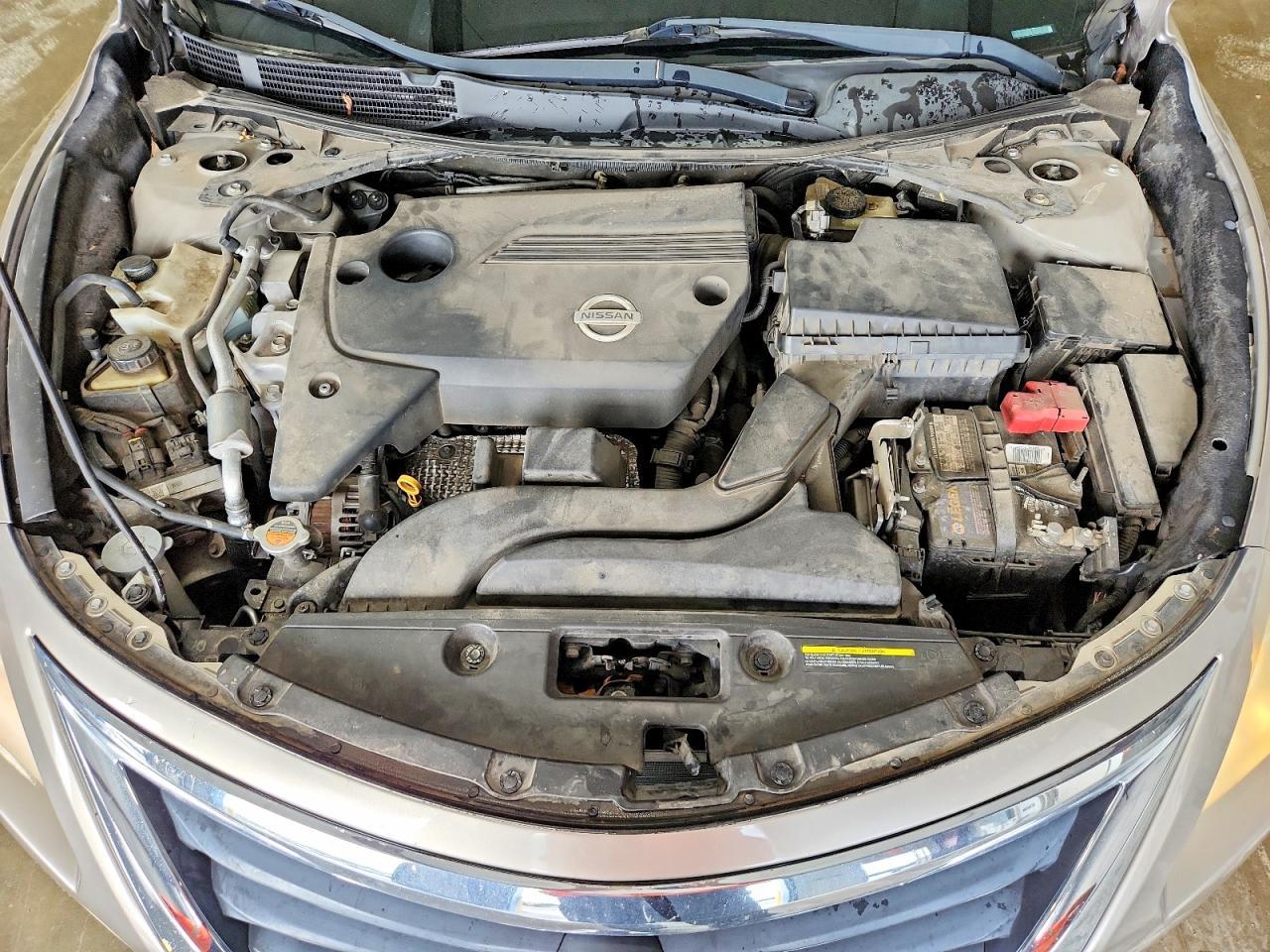 2014 Nissan Altima 2.5 S - zdjęcie 11