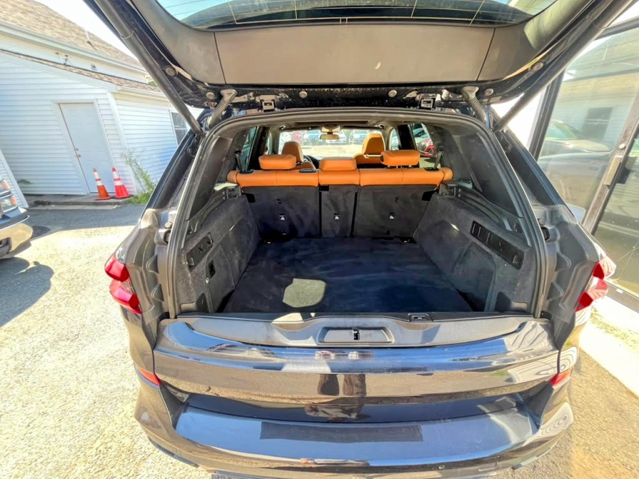 2023 BMW X5 xDrive40I - zdjęcie 10