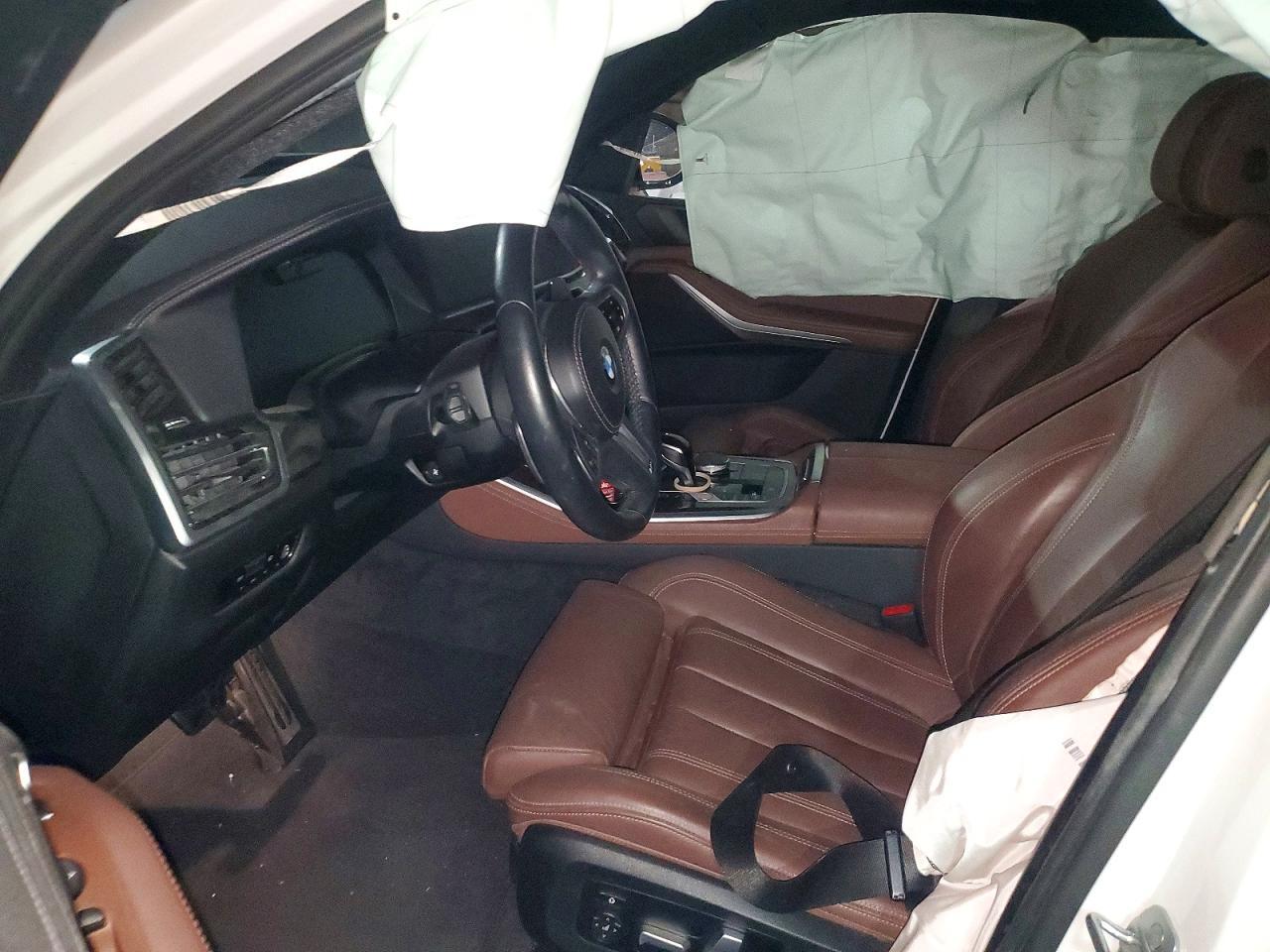 2022 BMW X5 xDrive40I - zdjęcie 7