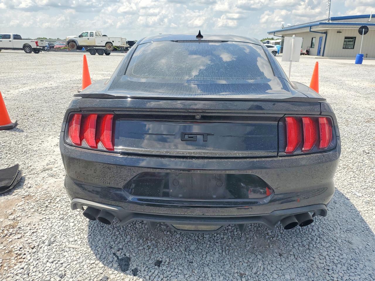 2020 Ford Mustang Gt - zdjęcie 6