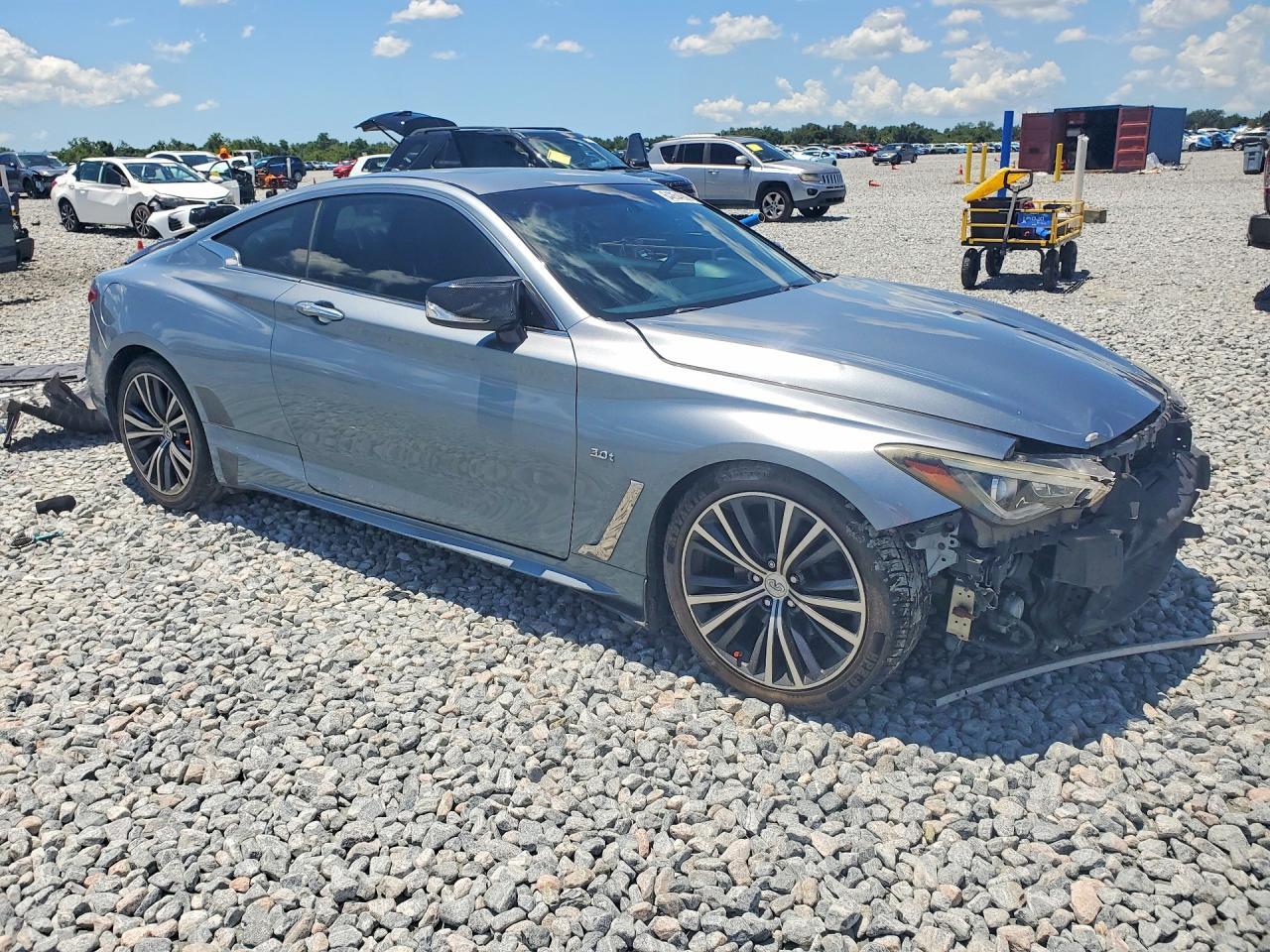 2017 Infiniti Q60 3.0T Premium - zdjęcie 4