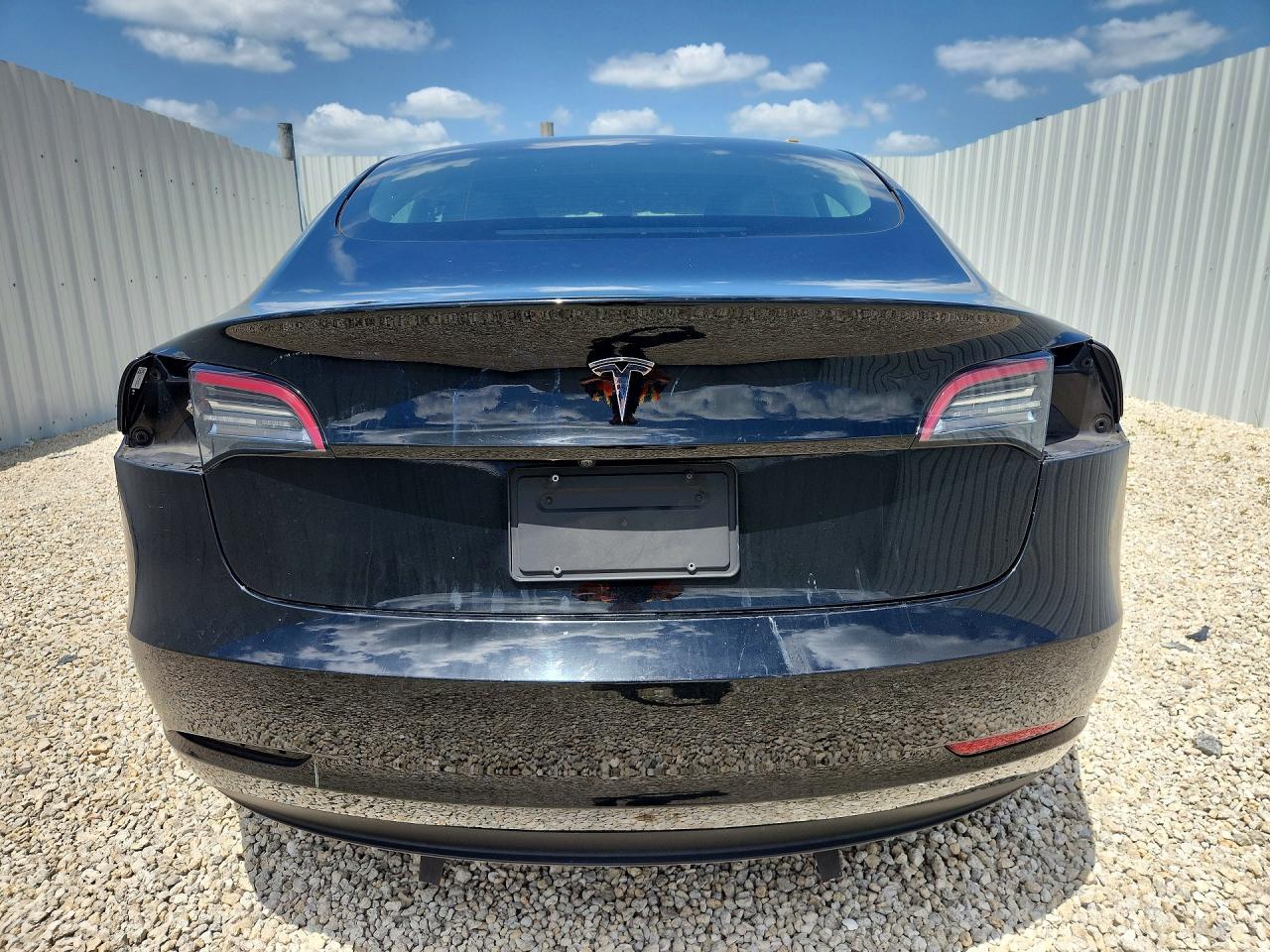 2022 Tesla Model 3 - zdjęcie 6
