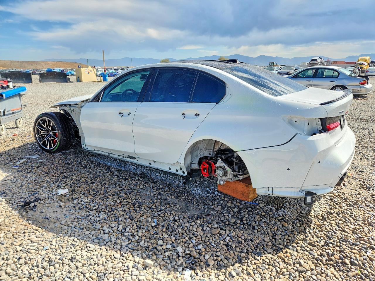 2025 BMW M3 Competition - zdjęcie 2