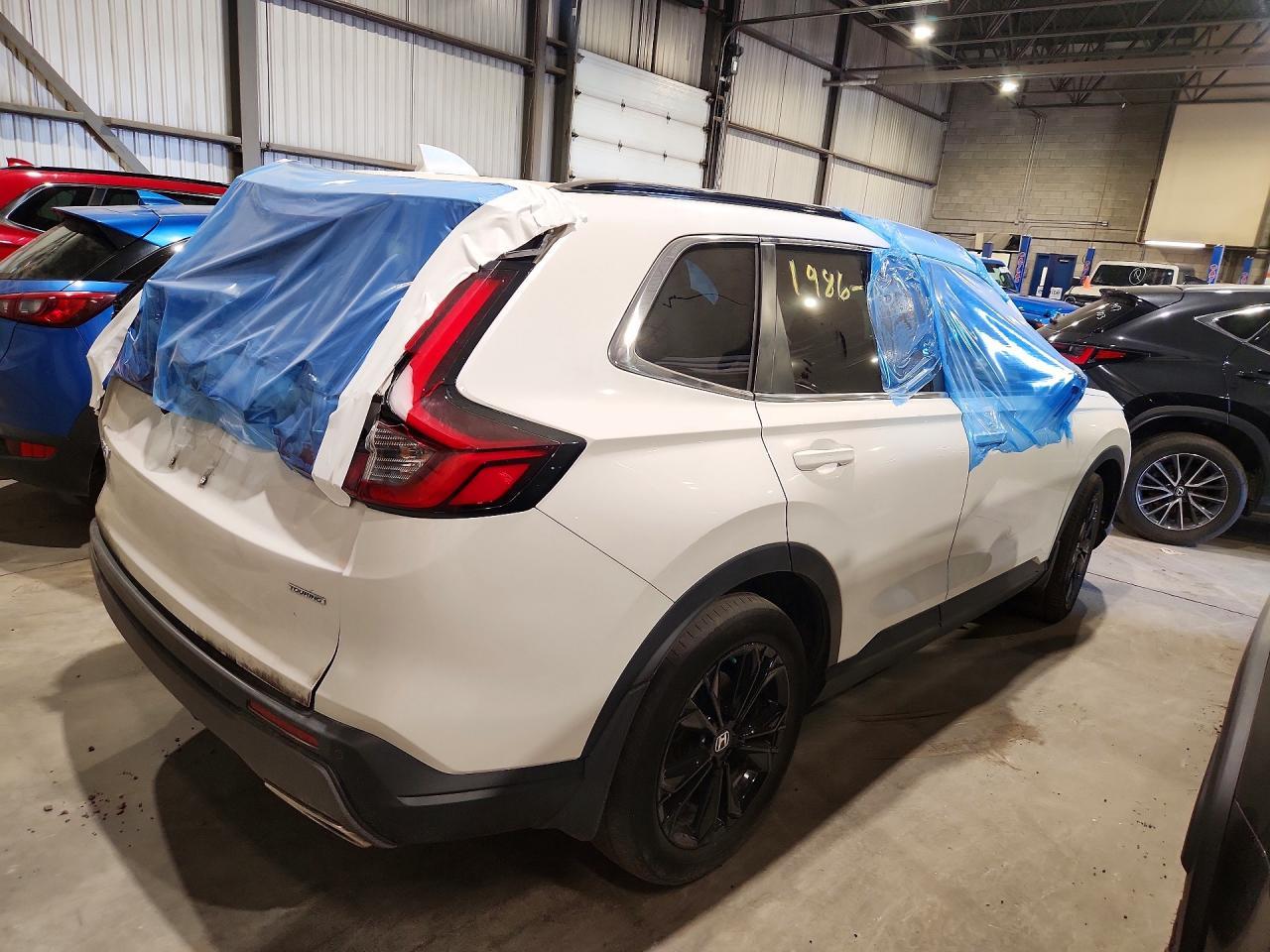 2024 Honda Cr-V Sport Touring - zdjęcie 3